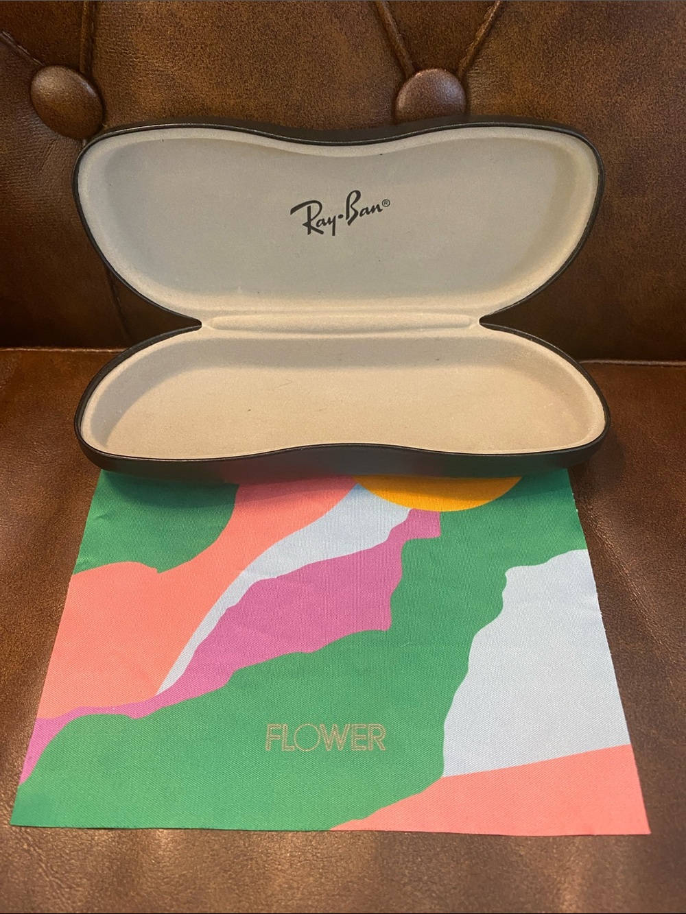 Ray Ban Clam Shell Glasses Case With Colorful Flower Cleaning Cloth Bundle ✨
